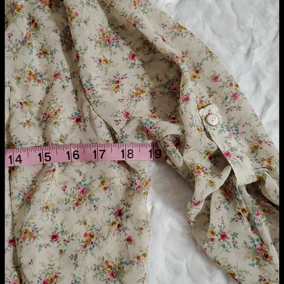 LOVE HAIGHT  hi lo lace insert Ruffl Bottom Floral Print Top Lrg. - Picture 5 of 8